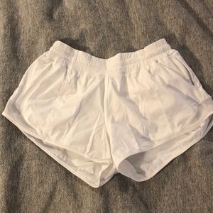 Lululemon Hottie Hot Shorts - Size 4